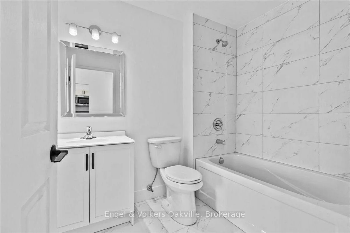 2511, Lakeshore, 1001 - BR Bronte, Oakville