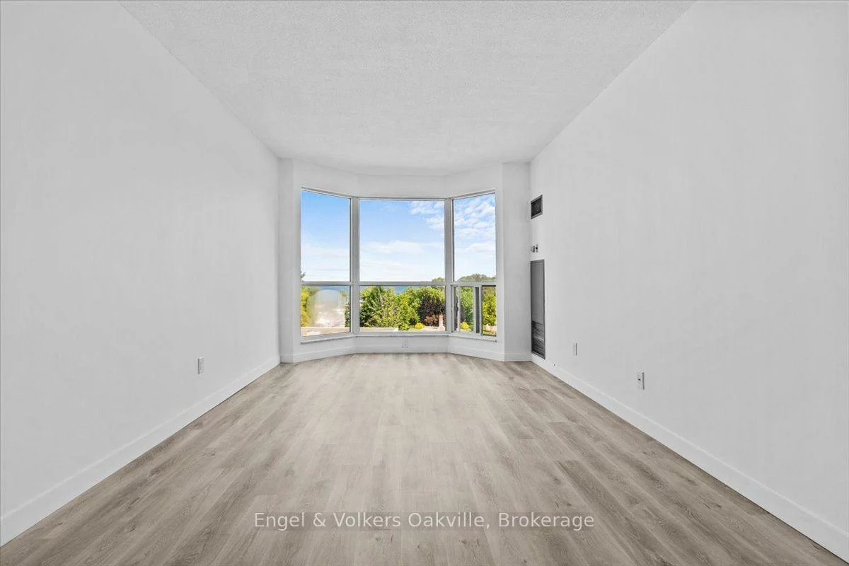 2511, Lakeshore, 1001 - BR Bronte, Oakville