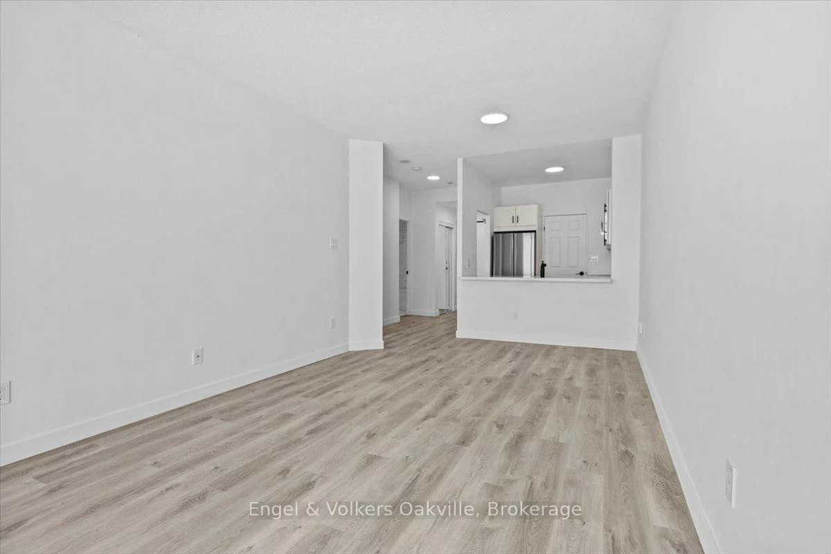 2511, Lakeshore, 1001 - BR Bronte, Oakville