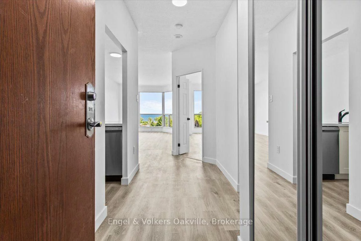 2511, Lakeshore, 1001 - BR Bronte, Oakville