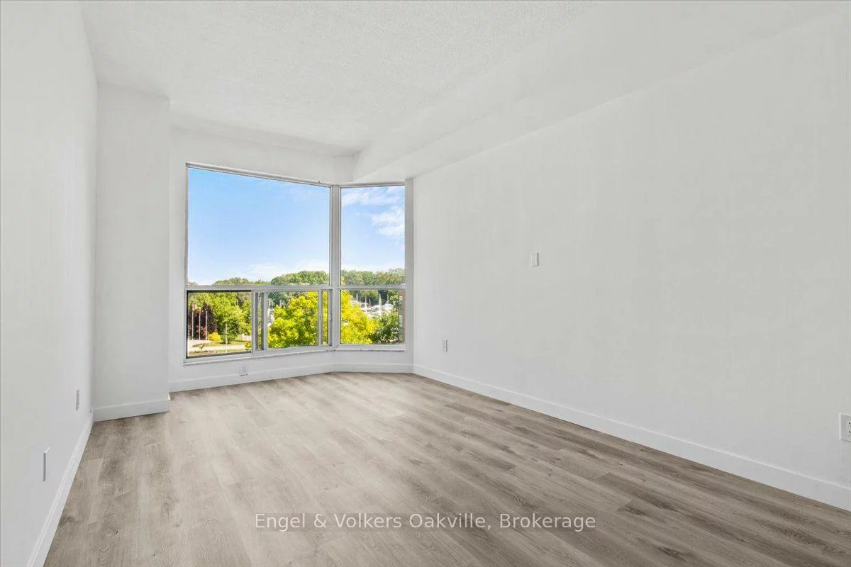 2511, Lakeshore, 1001 - BR Bronte, Oakville