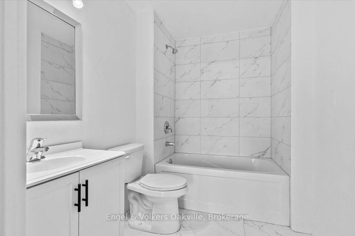 2511, Lakeshore, 1001 - BR Bronte, Oakville