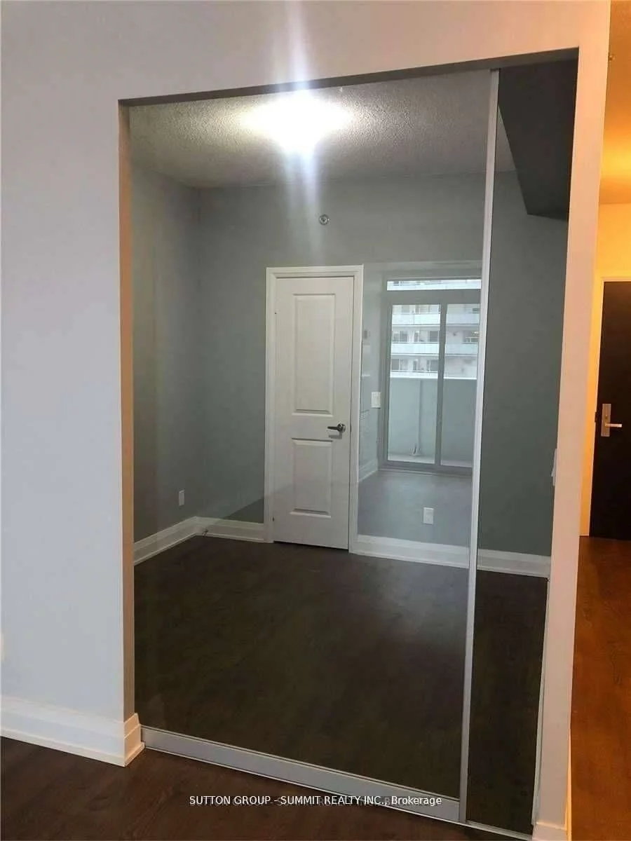 55, Speers, 1002 - CO Central, Oakville