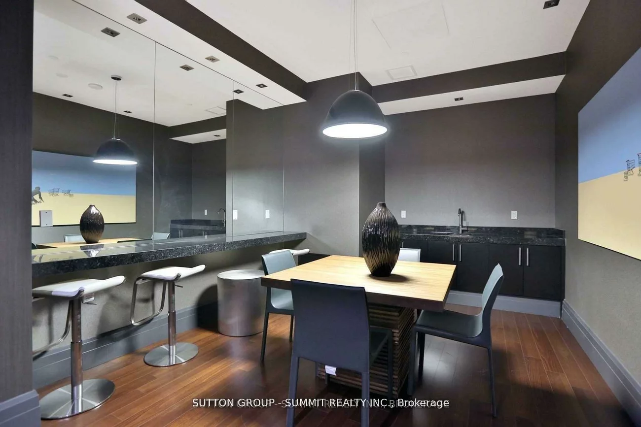 55, Speers, 1002 - CO Central, Oakville