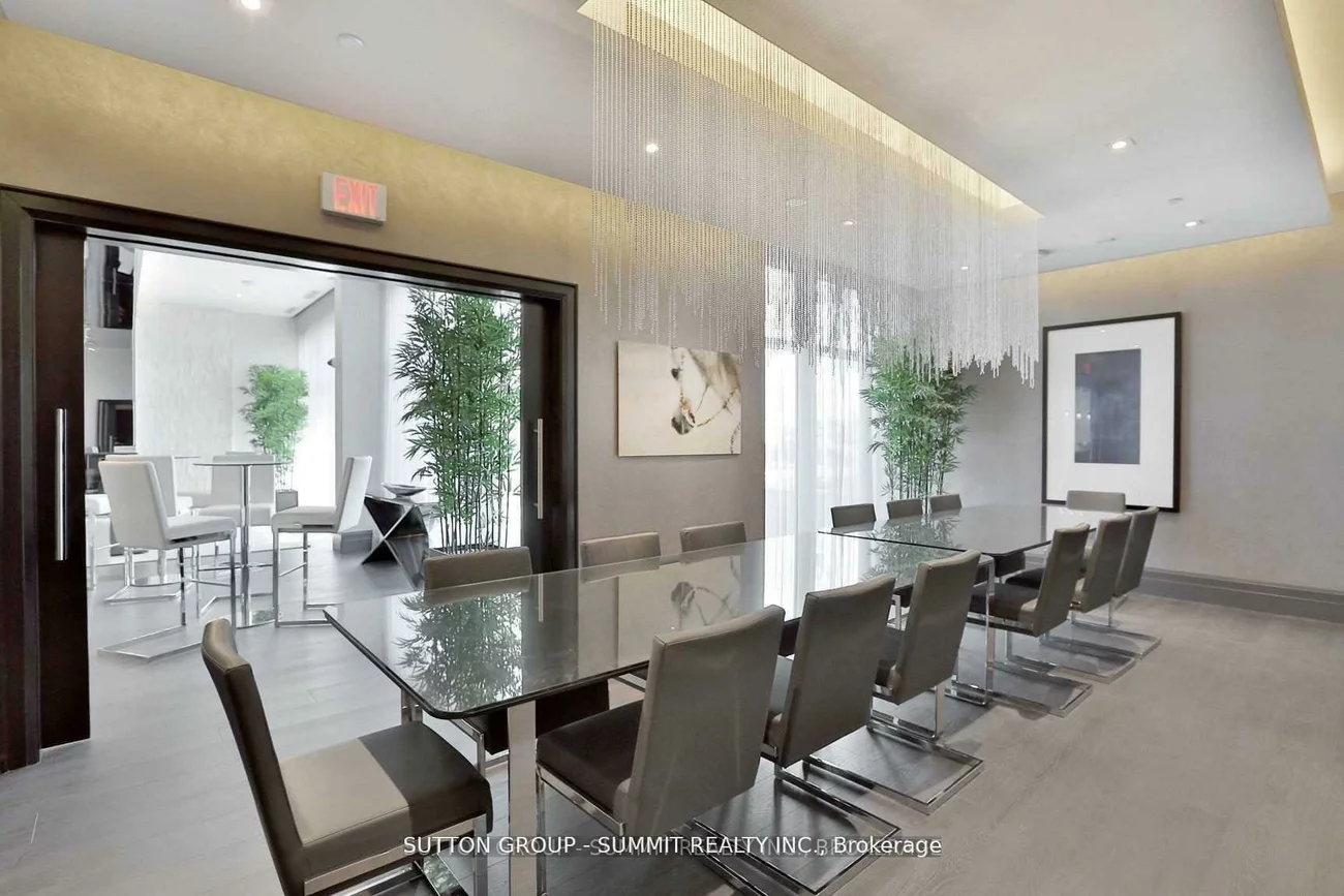 55, Speers, 1002 - CO Central, Oakville