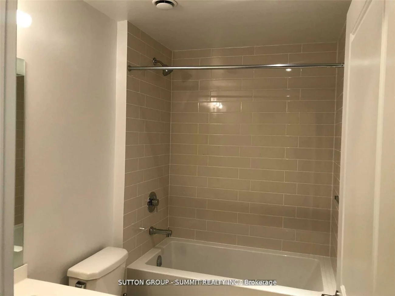55, Speers, 1002 - CO Central, Oakville