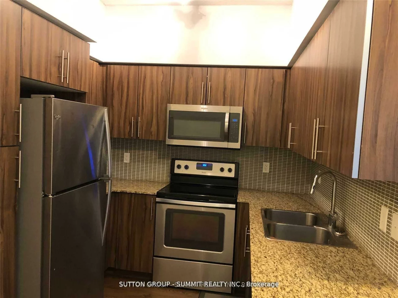 55, Speers, 1002 - CO Central, Oakville
