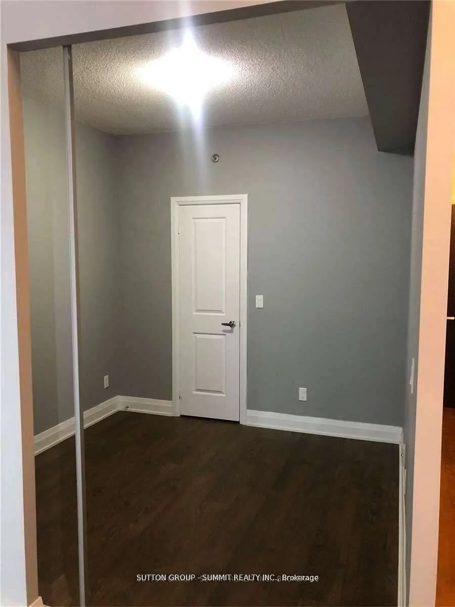 55, Speers, 1002 - CO Central, Oakville