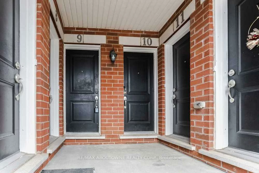 2579, Sixth, 1015 - RO River Oaks, Oakville