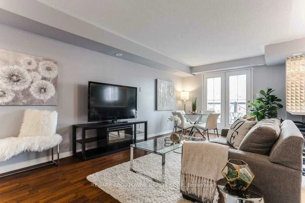 2579, Sixth, 1015 - RO River Oaks, Oakville
