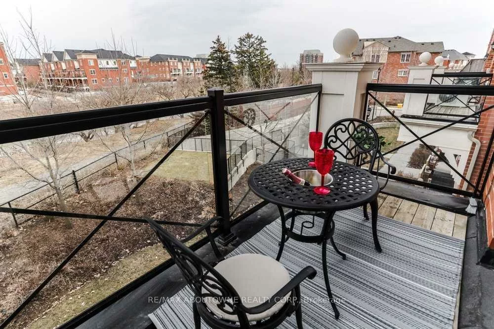 2579, Sixth, 1015 - RO River Oaks, Oakville