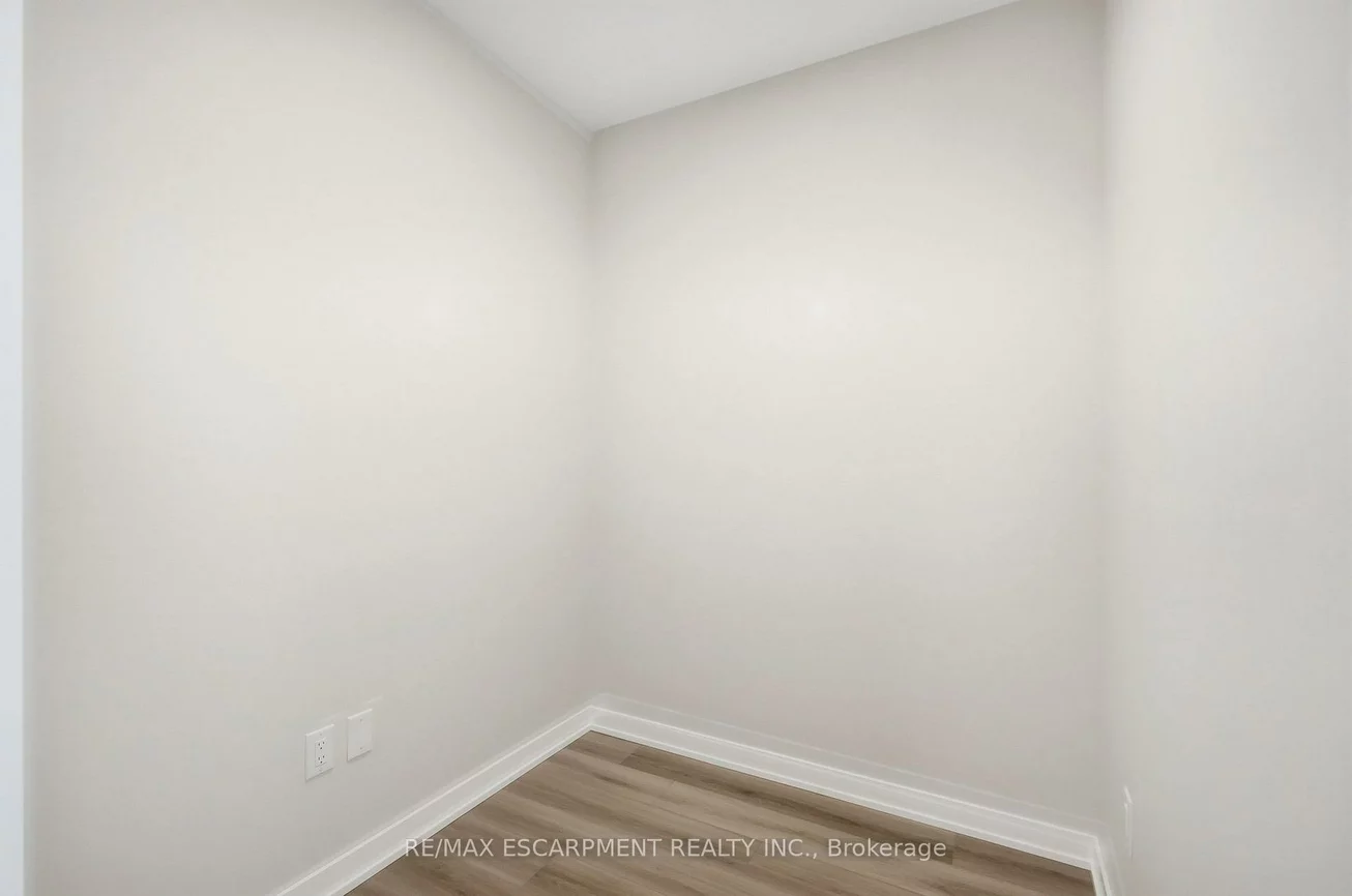 2500, Saw Whet, 1007 - GA Glen Abbey, Oakville