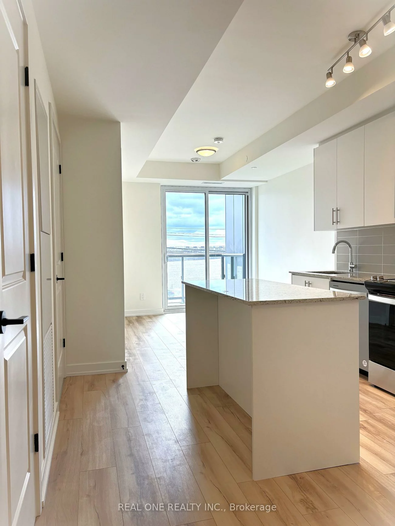335, Wheat Boom, 1010 - JM Joshua Meadows, Oakville