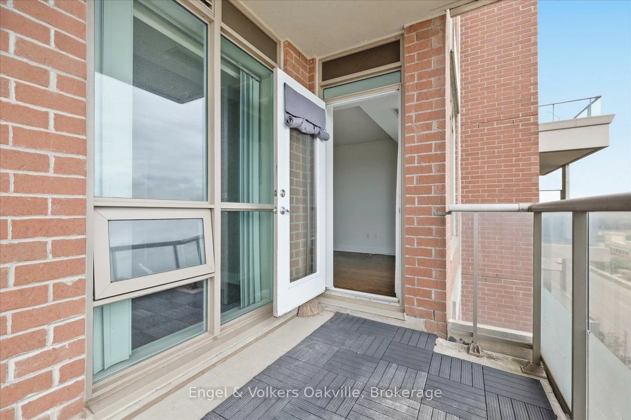 2470, Prince Michael, 1009 - JC Joshua Creek, Oakville