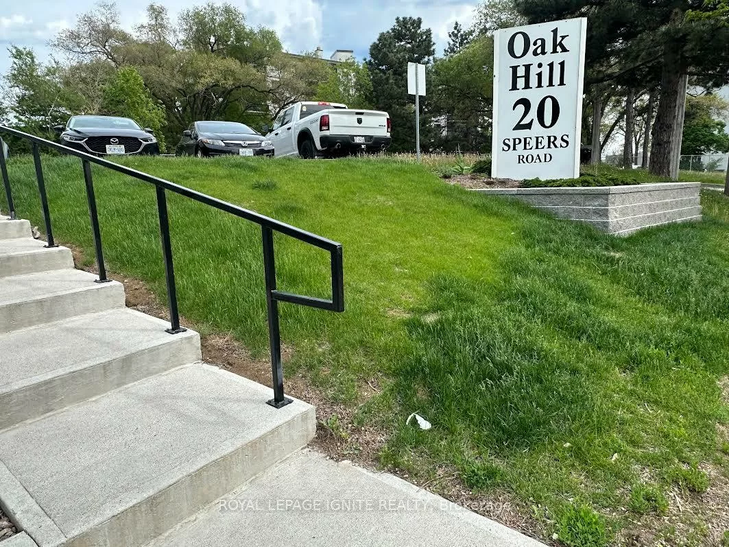 20, Speers, 1002 - CO Central, Oakville