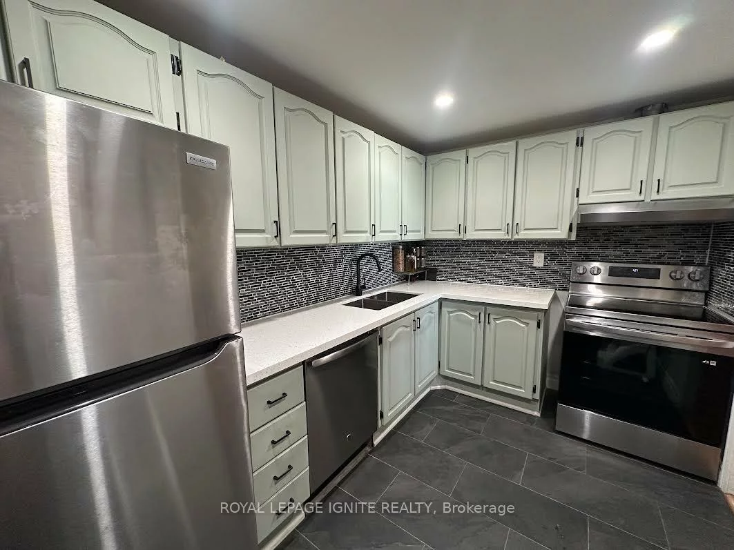 20, Speers, 1002 - CO Central, Oakville