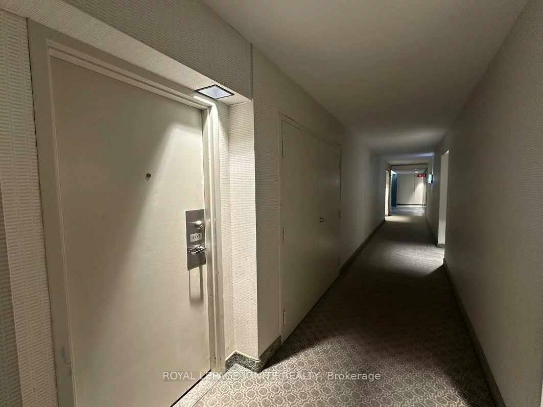 20, Speers, 1002 - CO Central, Oakville