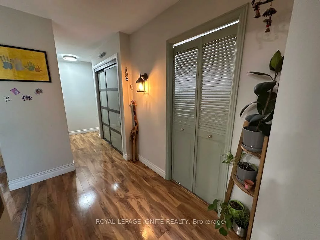 20, Speers, 1002 - CO Central, Oakville