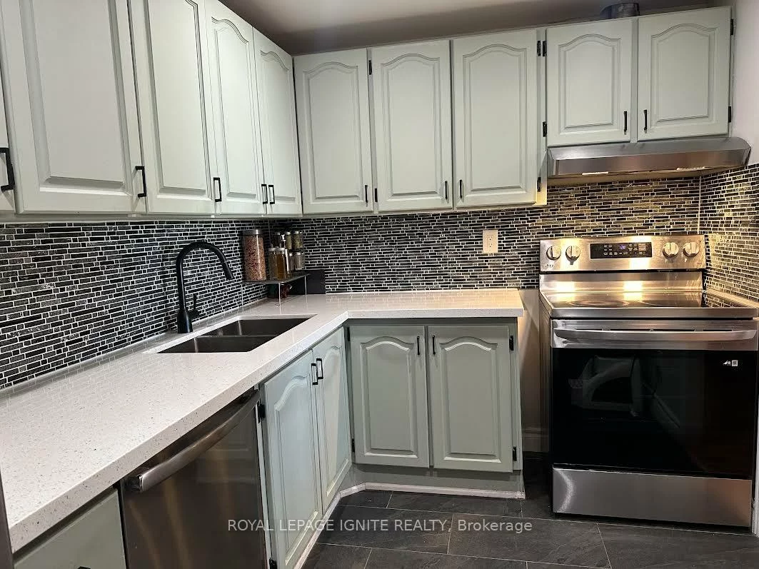 20, Speers, 1002 - CO Central, Oakville