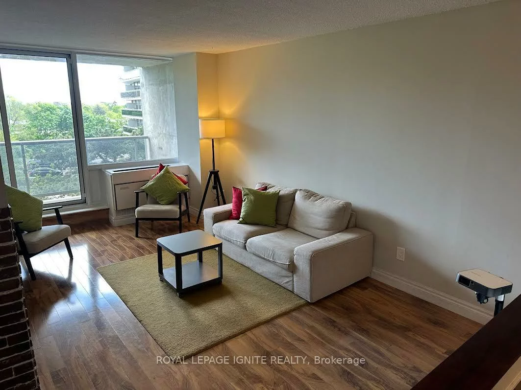 20, Speers, 1002 - CO Central, Oakville