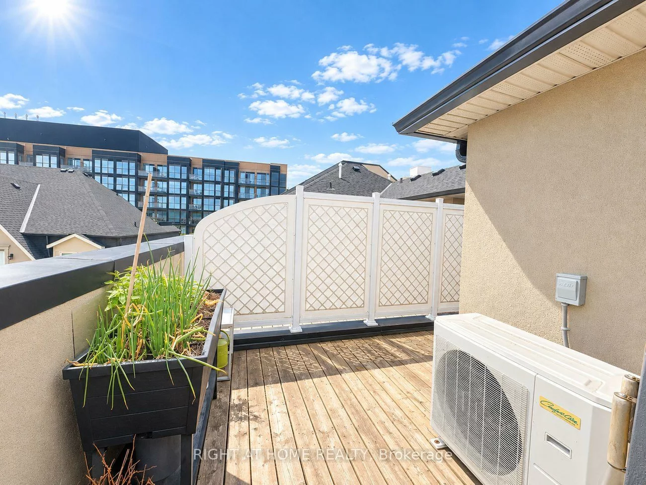 2420, Baronwood, 1019 - WM Westmount, Oakville