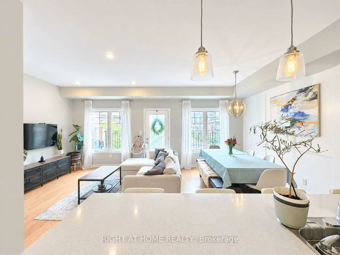 2420, Baronwood, 1019 - WM Westmount, Oakville