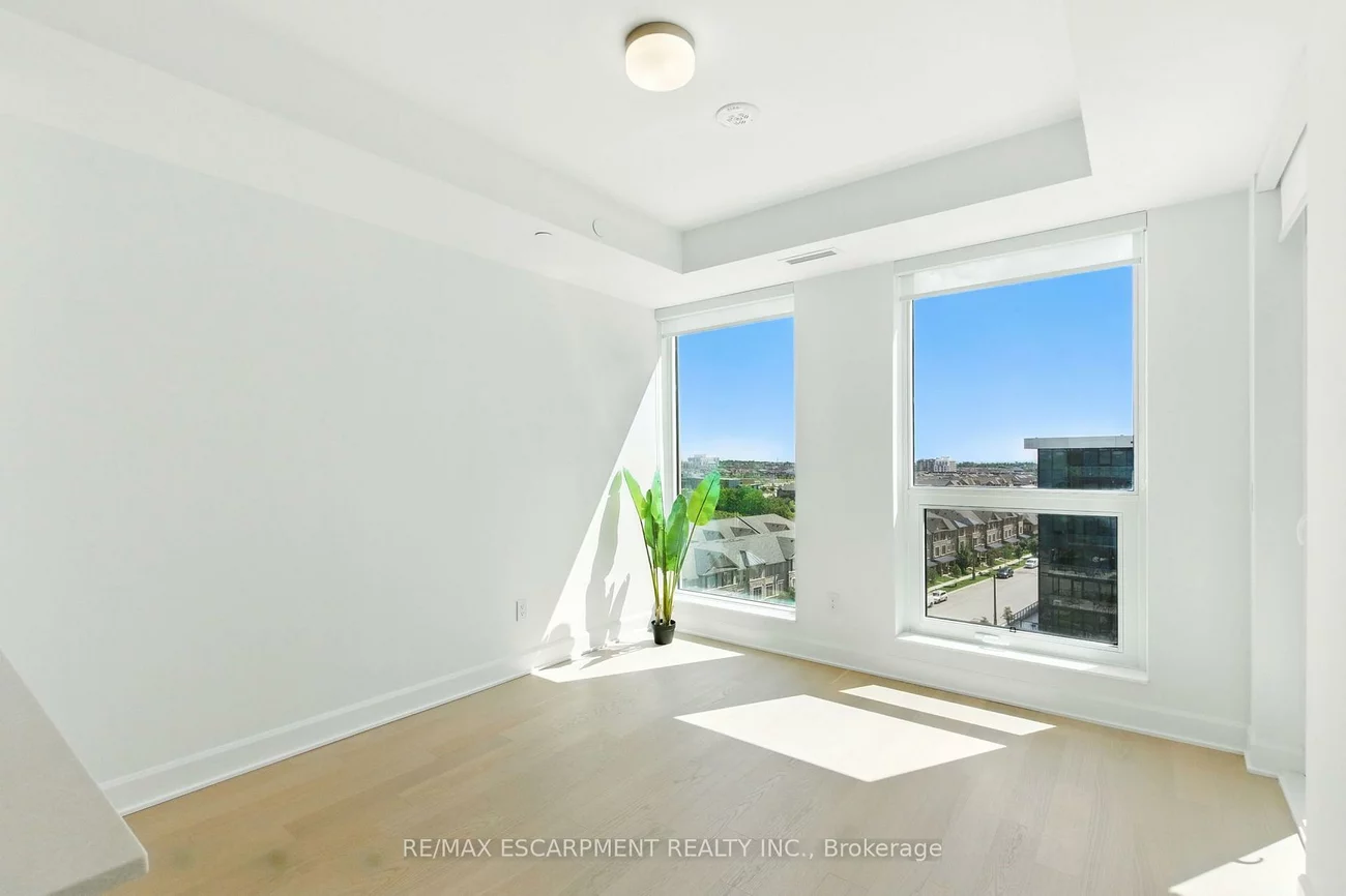 3240, William Coltson, 1010 - JM Joshua Meadows, Oakville
