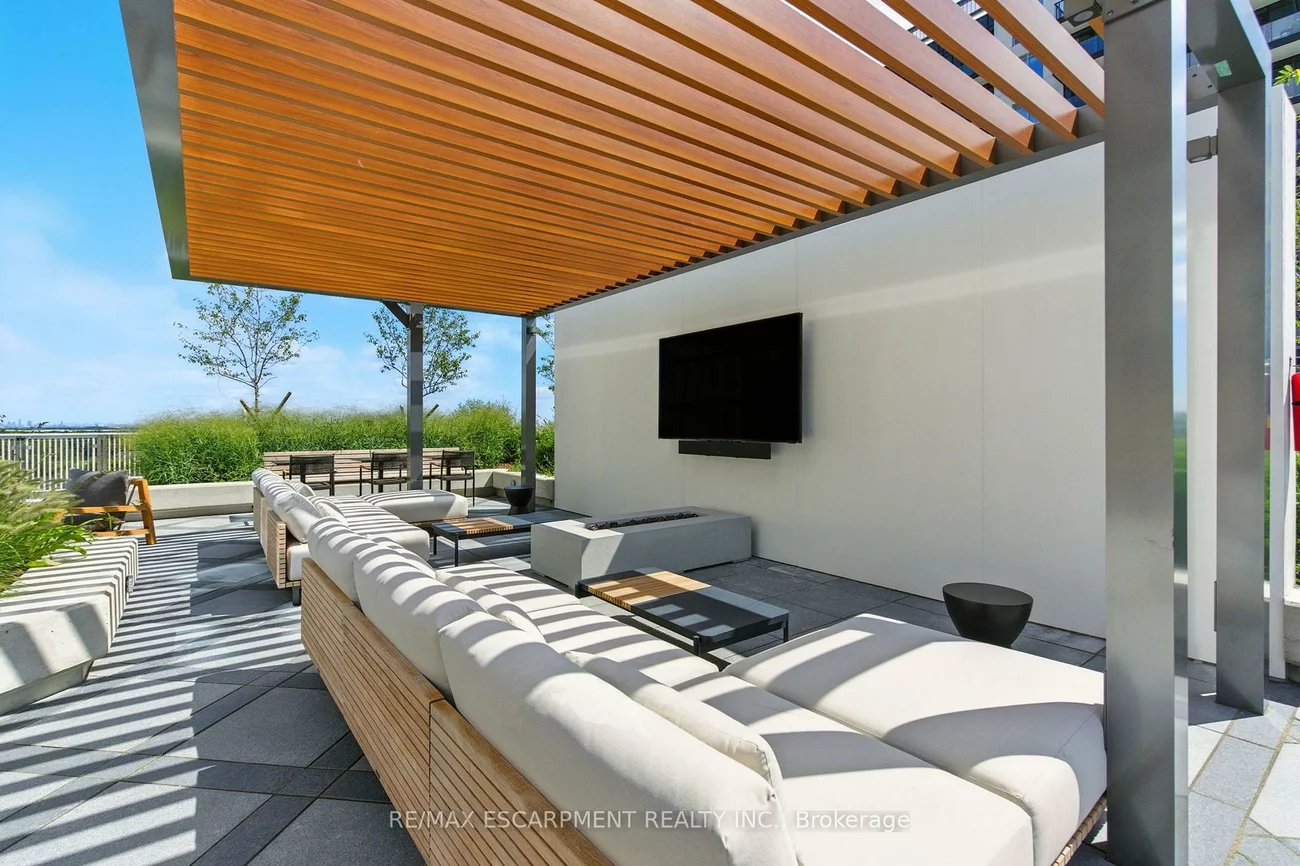 3240, William Coltson, 1010 - JM Joshua Meadows, Oakville