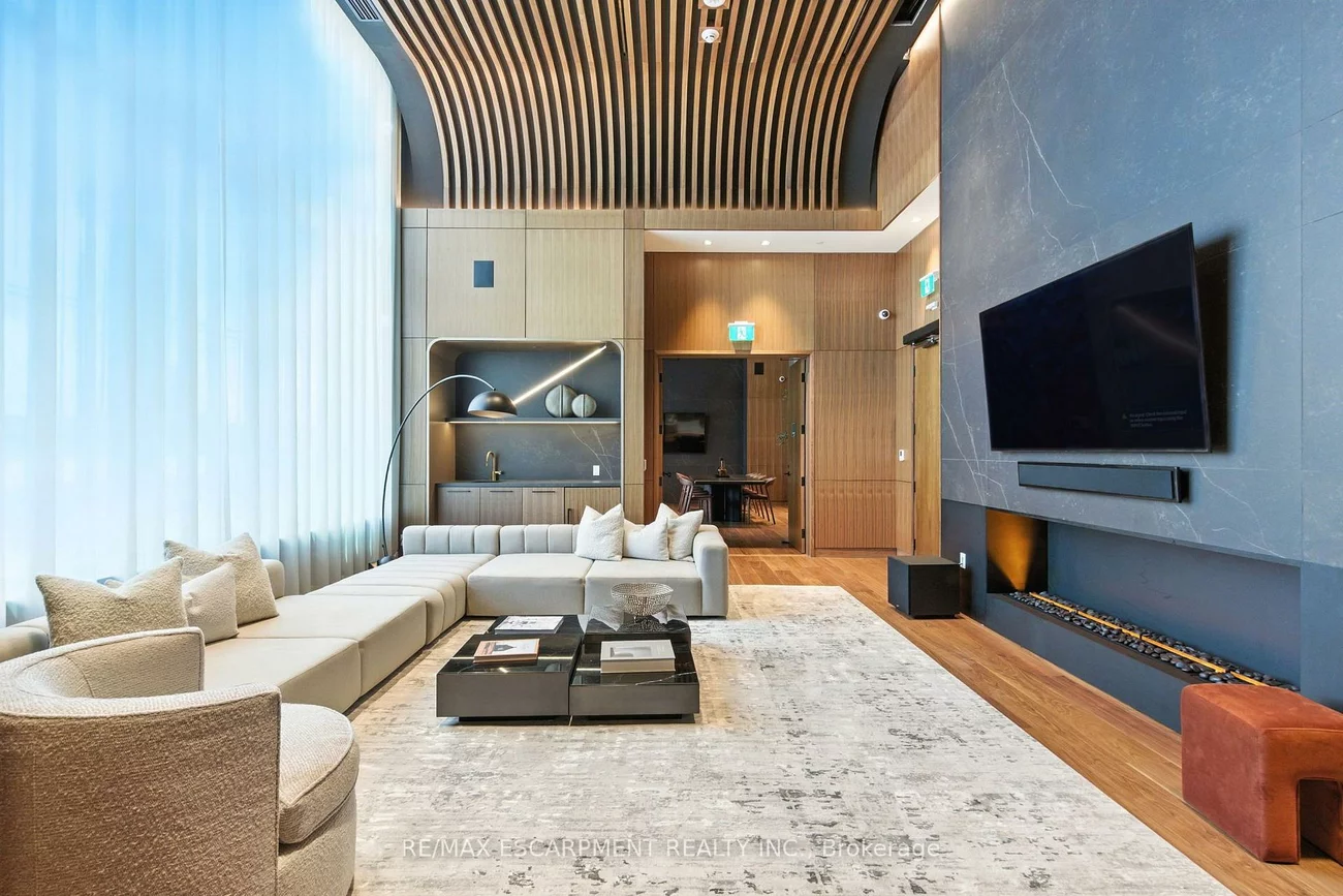 3240, William Coltson, 1010 - JM Joshua Meadows, Oakville