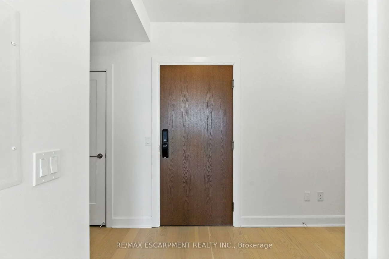 3240, William Coltson, 1010 - JM Joshua Meadows, Oakville