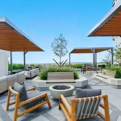 3240, William Coltson, 1010 - JM Joshua Meadows, Oakville