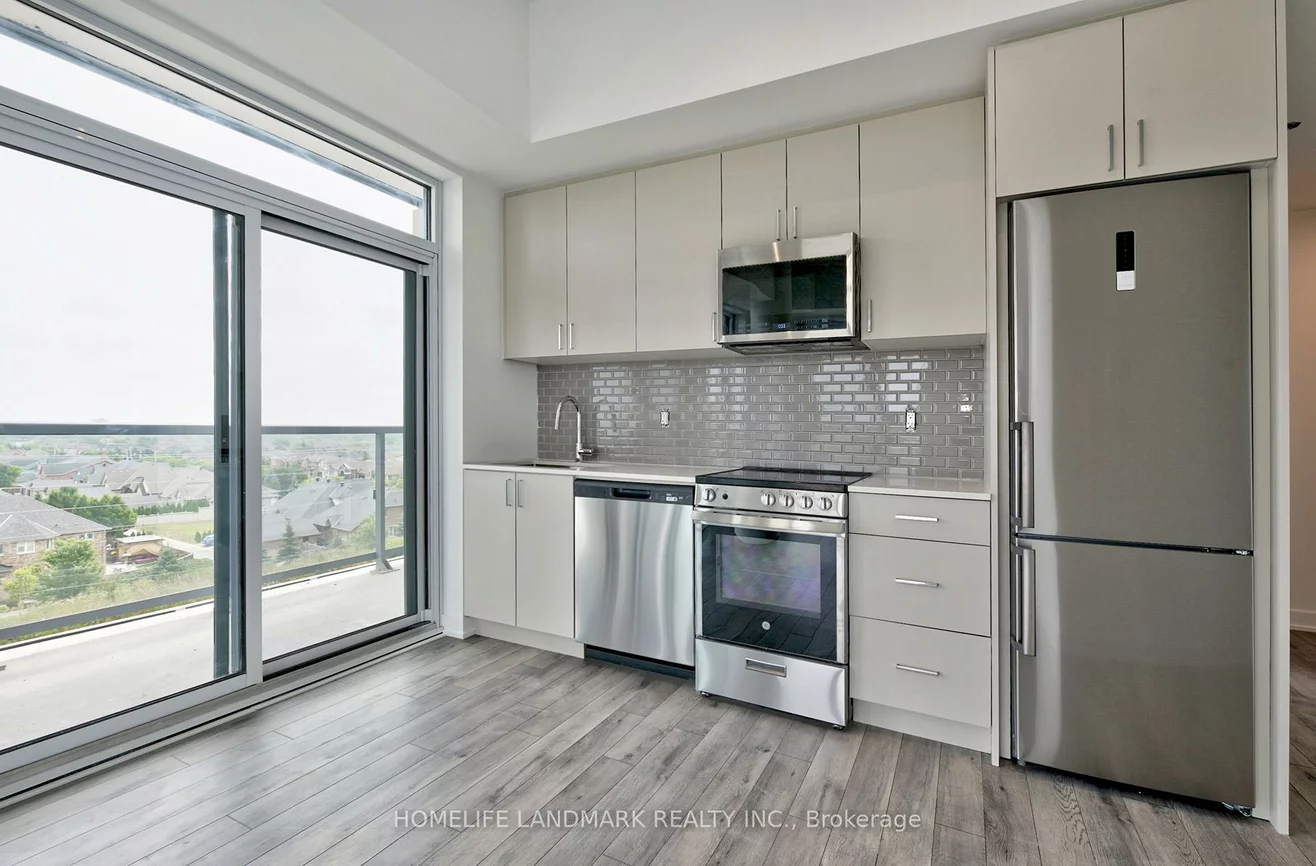 1005, Dundas, 1010 - JM Joshua Meadows, Oakville