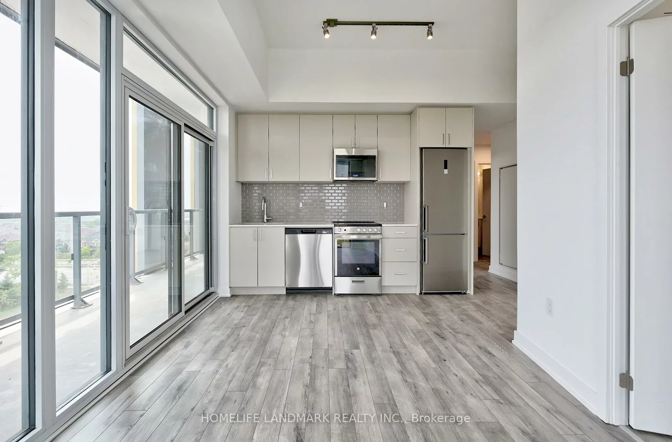1005, Dundas, 1010 - JM Joshua Meadows, Oakville