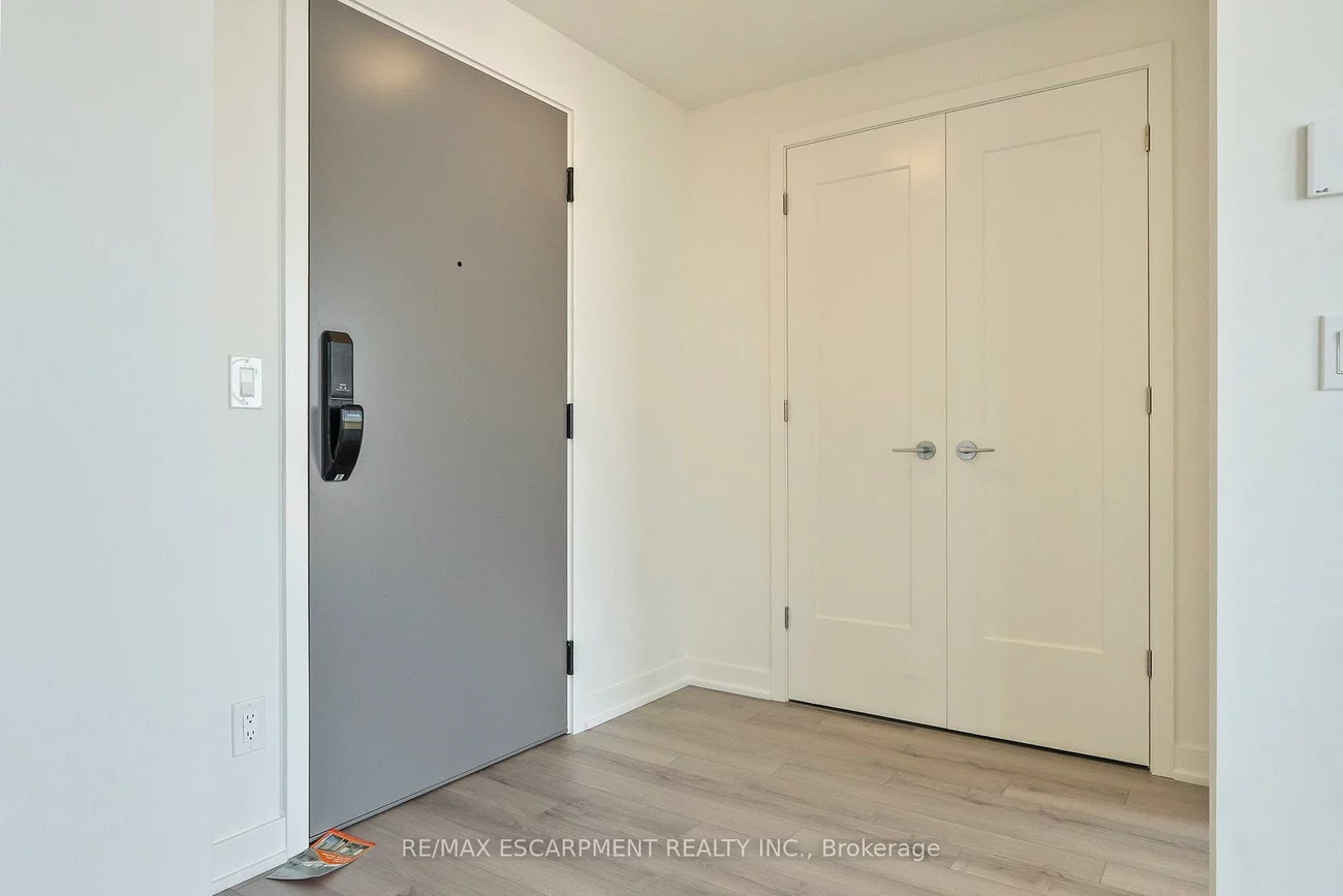 3079, Trafalgar, 1010 - JM Joshua Meadows, Oakville