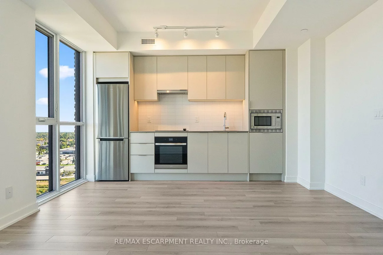 3079, Trafalgar, 1010 - JM Joshua Meadows, Oakville
