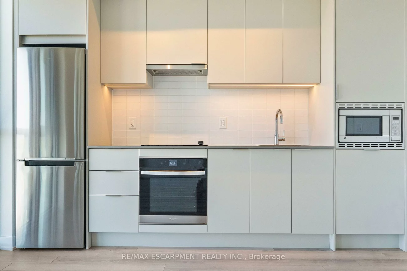 3079, Trafalgar, 1010 - JM Joshua Meadows, Oakville