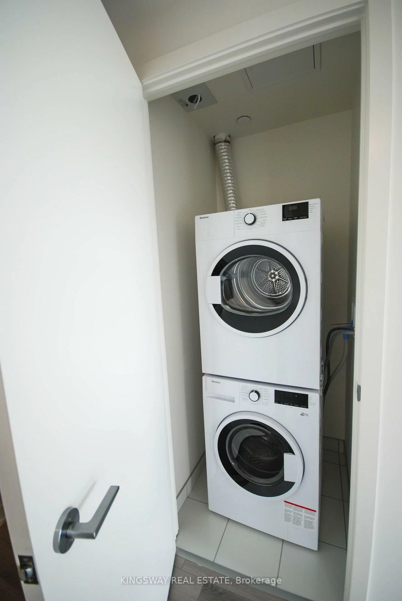 3071, Trafalgar, 1010 - JM Joshua Meadows, Oakville