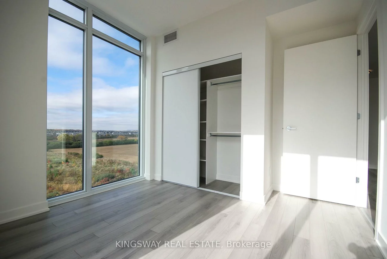 3071, Trafalgar, 1010 - JM Joshua Meadows, Oakville