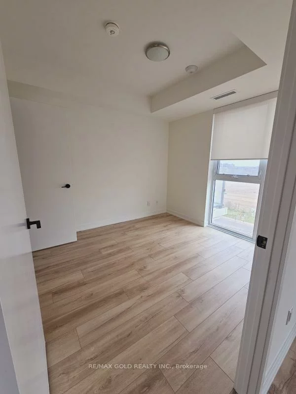 335, Wheat boom, 1010 - JM Joshua Meadows, Oakville