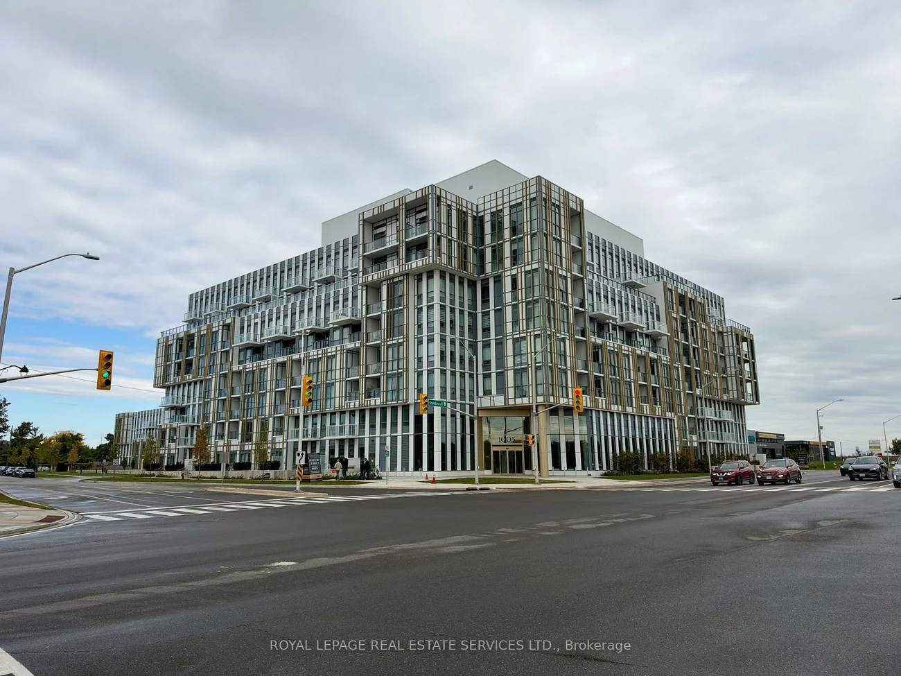 1005, Dundas, 1010 - JM Joshua Meadows, Oakville