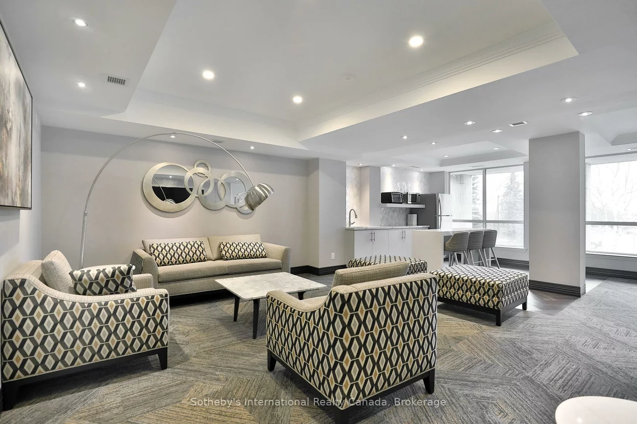 40, Old Mill, 1014 - QE Queen Elizabeth, Oakville