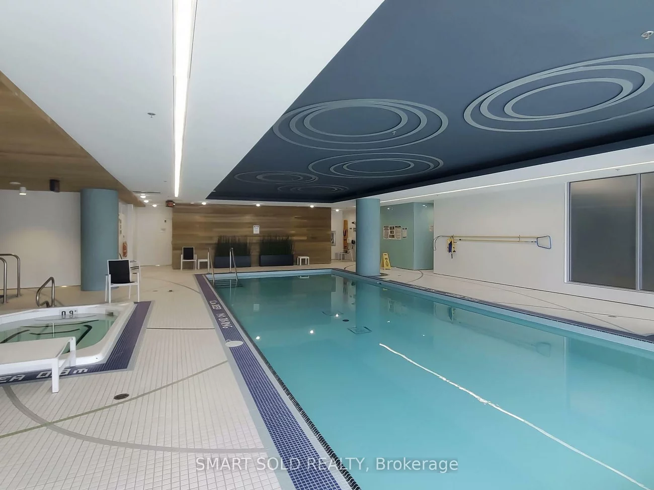65, Speers, 1014 - QE Queen Elizabeth, Oakville