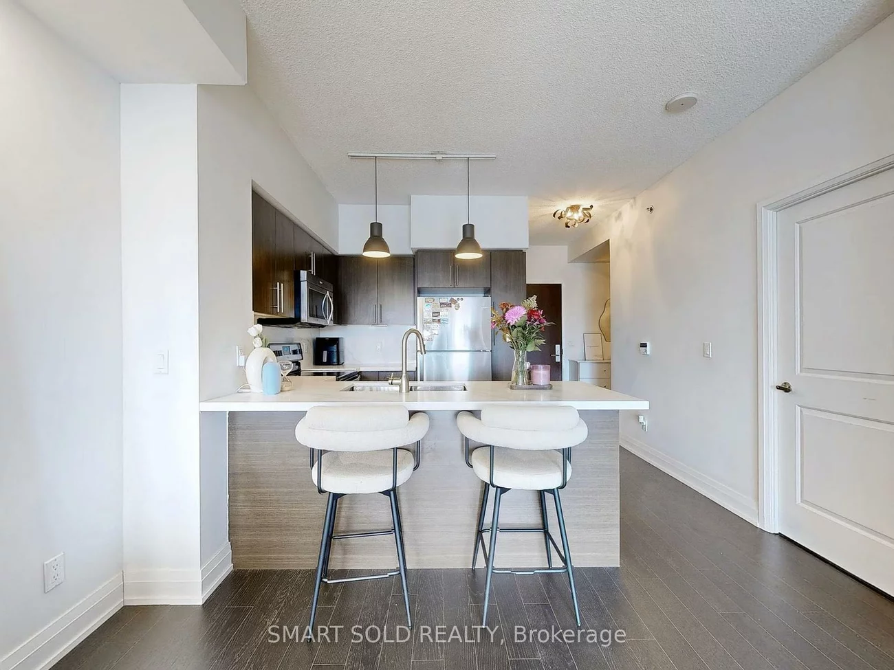 65, Speers, 1014 - QE Queen Elizabeth, Oakville