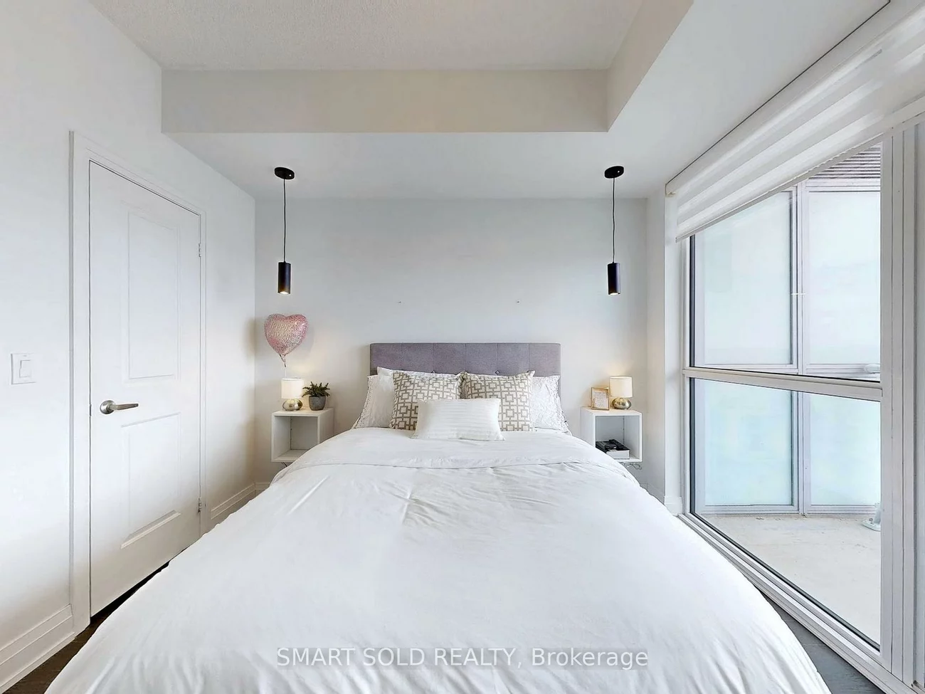 65, Speers, 1014 - QE Queen Elizabeth, Oakville