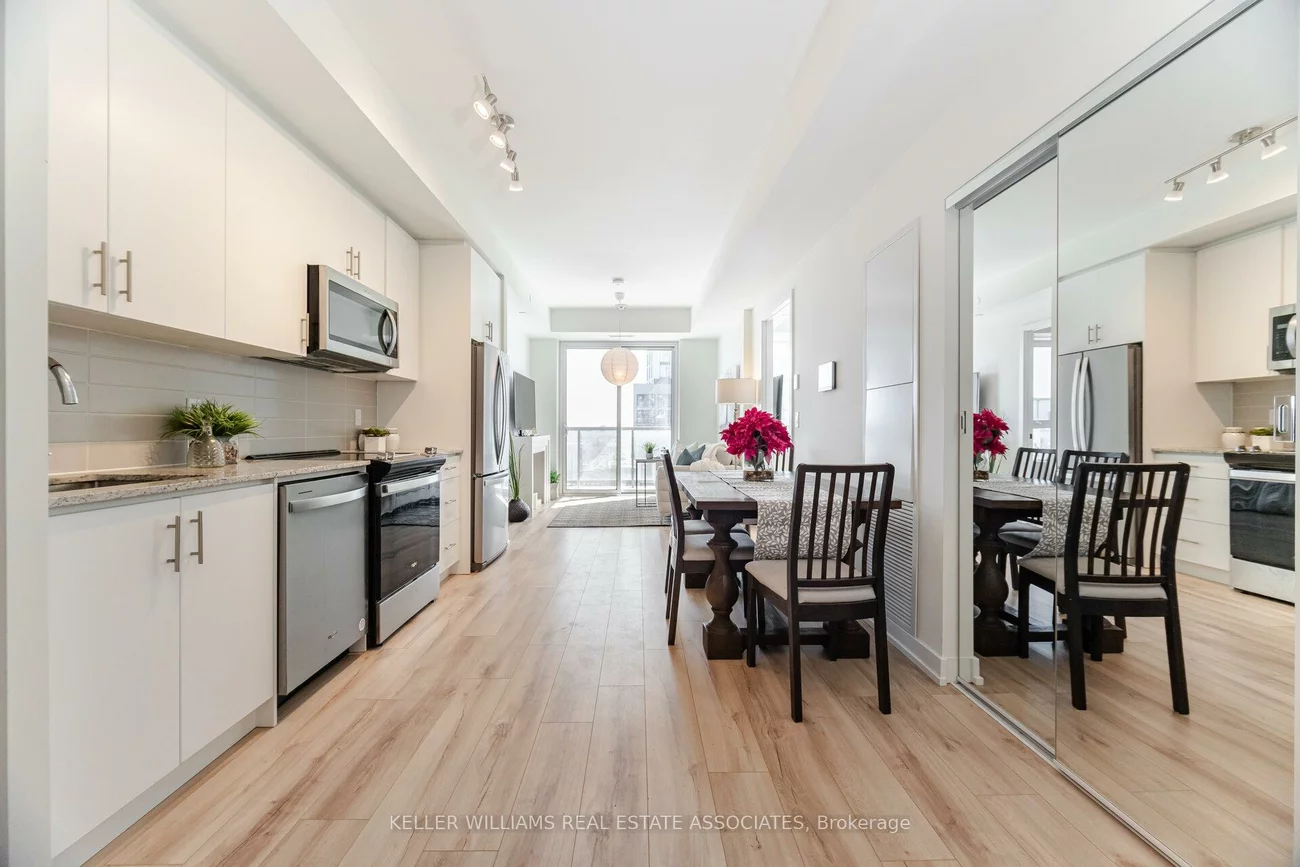 335, Wheat Boom, 1010 - JM Joshua Meadows, Oakville