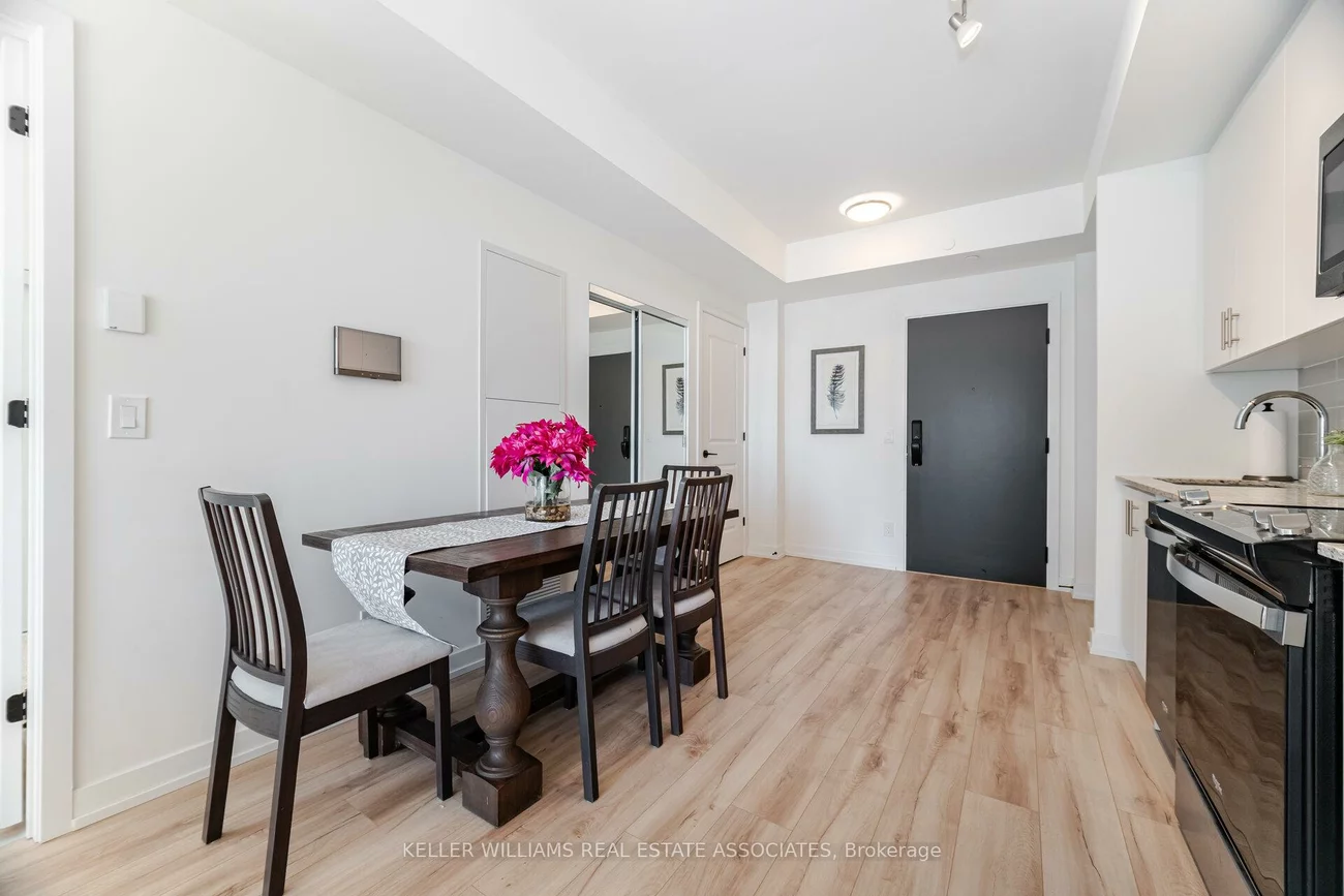335, Wheat Boom, 1010 - JM Joshua Meadows, Oakville