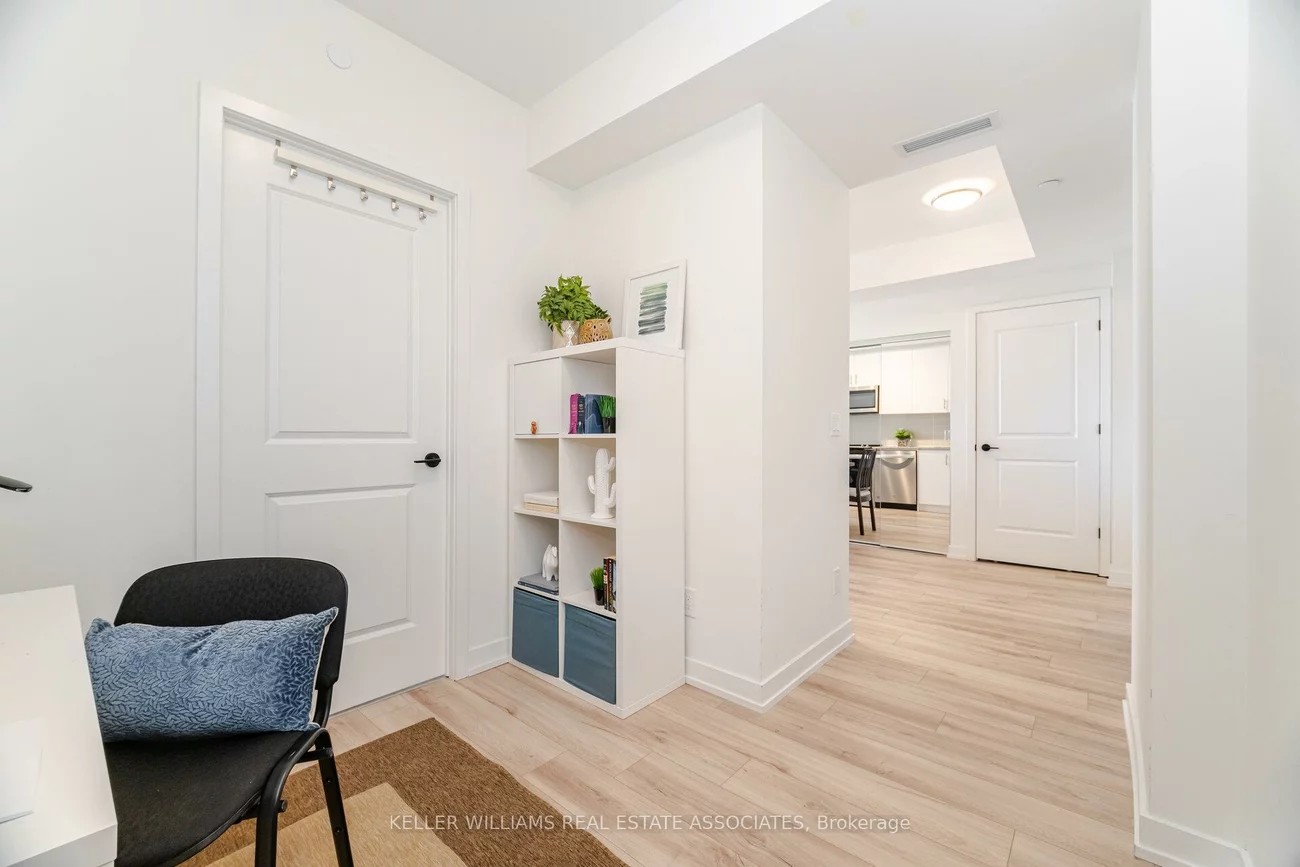 335, Wheat Boom, 1010 - JM Joshua Meadows, Oakville