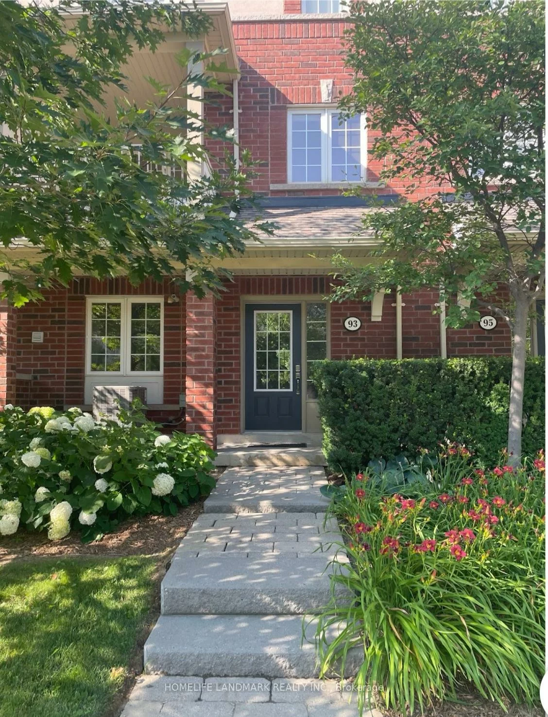 93, Georgian, 1015 - RO River Oaks, Oakville