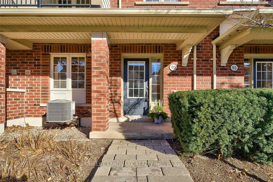 93, Georgian, 1015 - RO River Oaks, Oakville