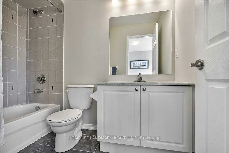 93, Georgian, 1015 - RO River Oaks, Oakville